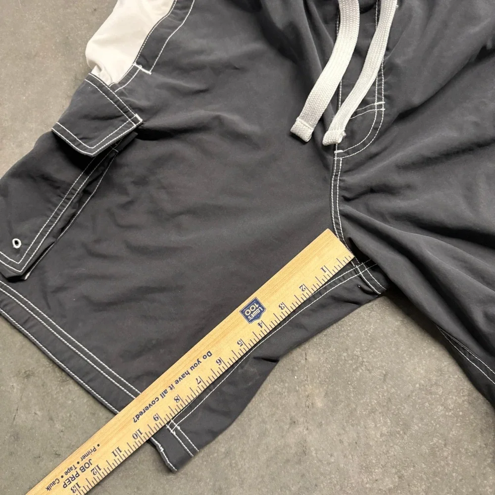 Nike Mens Cargo Board Shorts Grey White Contrast Stitch Swim Trunks Medium